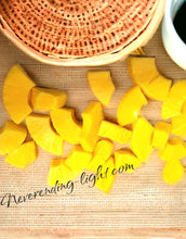 Load image into Gallery viewer, MANGO CHUNKS WAX MELTS.
